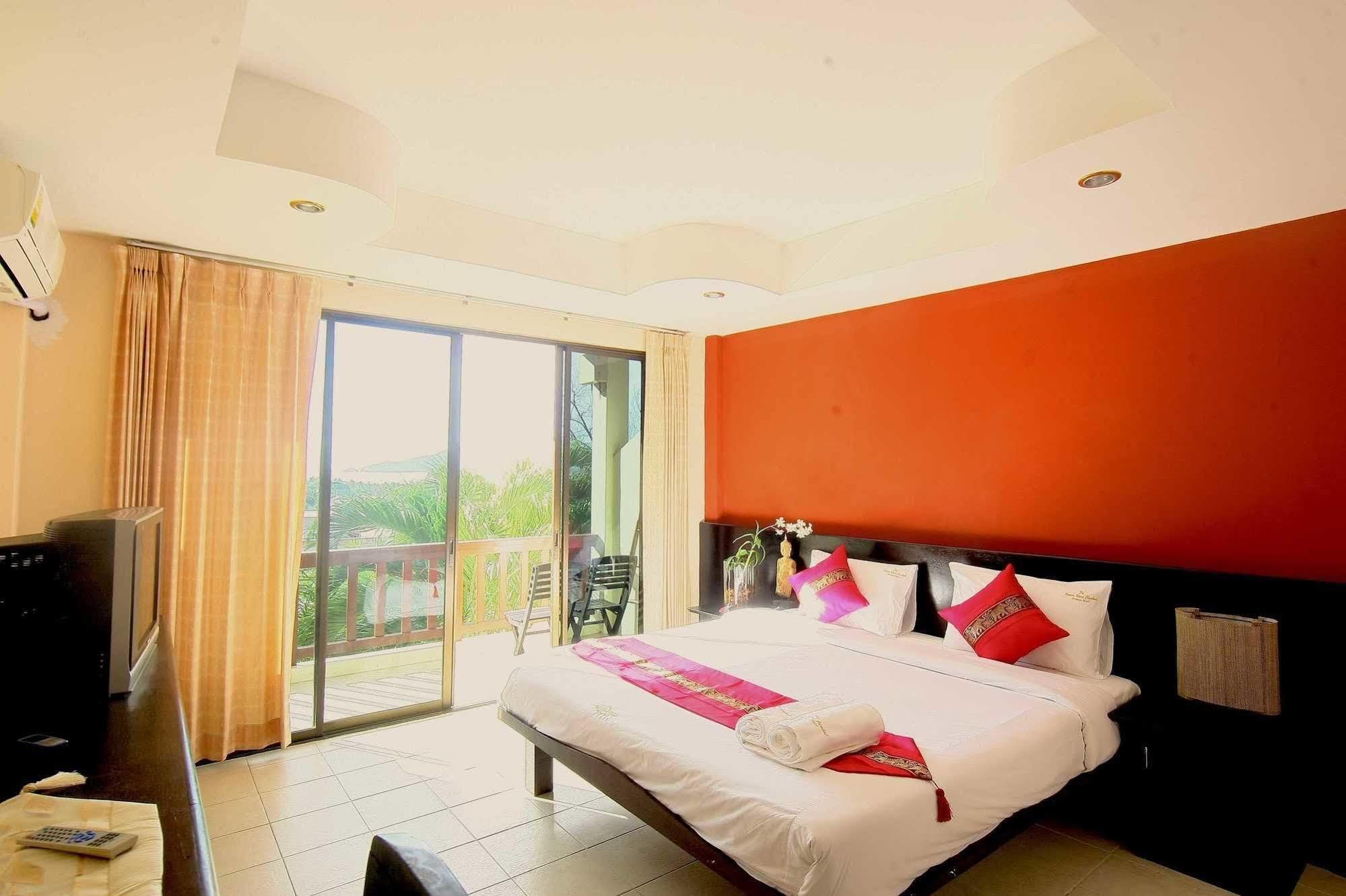 Sea Hills Resort Patong Kültér fotó