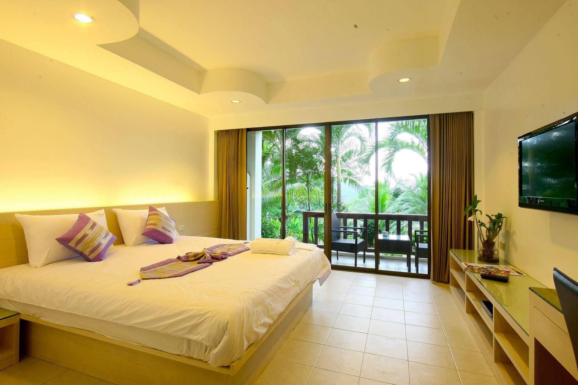 Sea Hills Resort Patong Kültér fotó